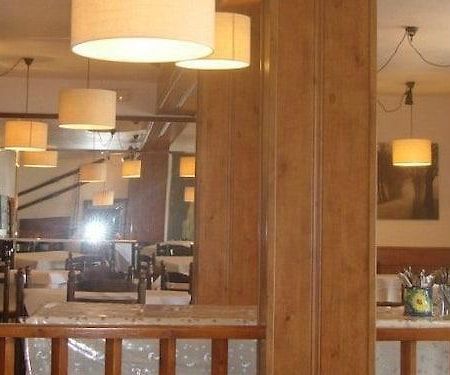 Hotel Tirol Formigal Bagian luar foto