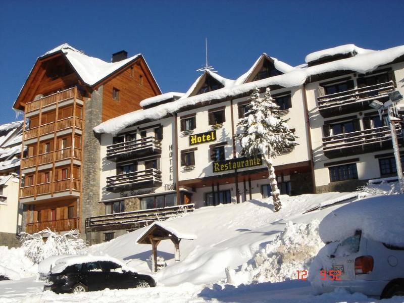Hotel Tirol Formigal Bagian luar foto