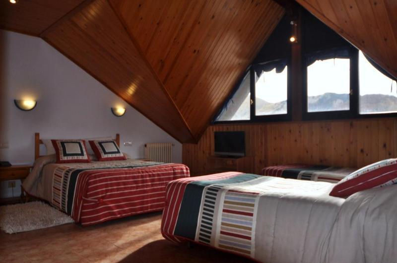 Hotel Tirol Formigal Bagian luar foto