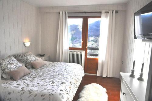Hotel Tirol Formigal Bagian luar foto